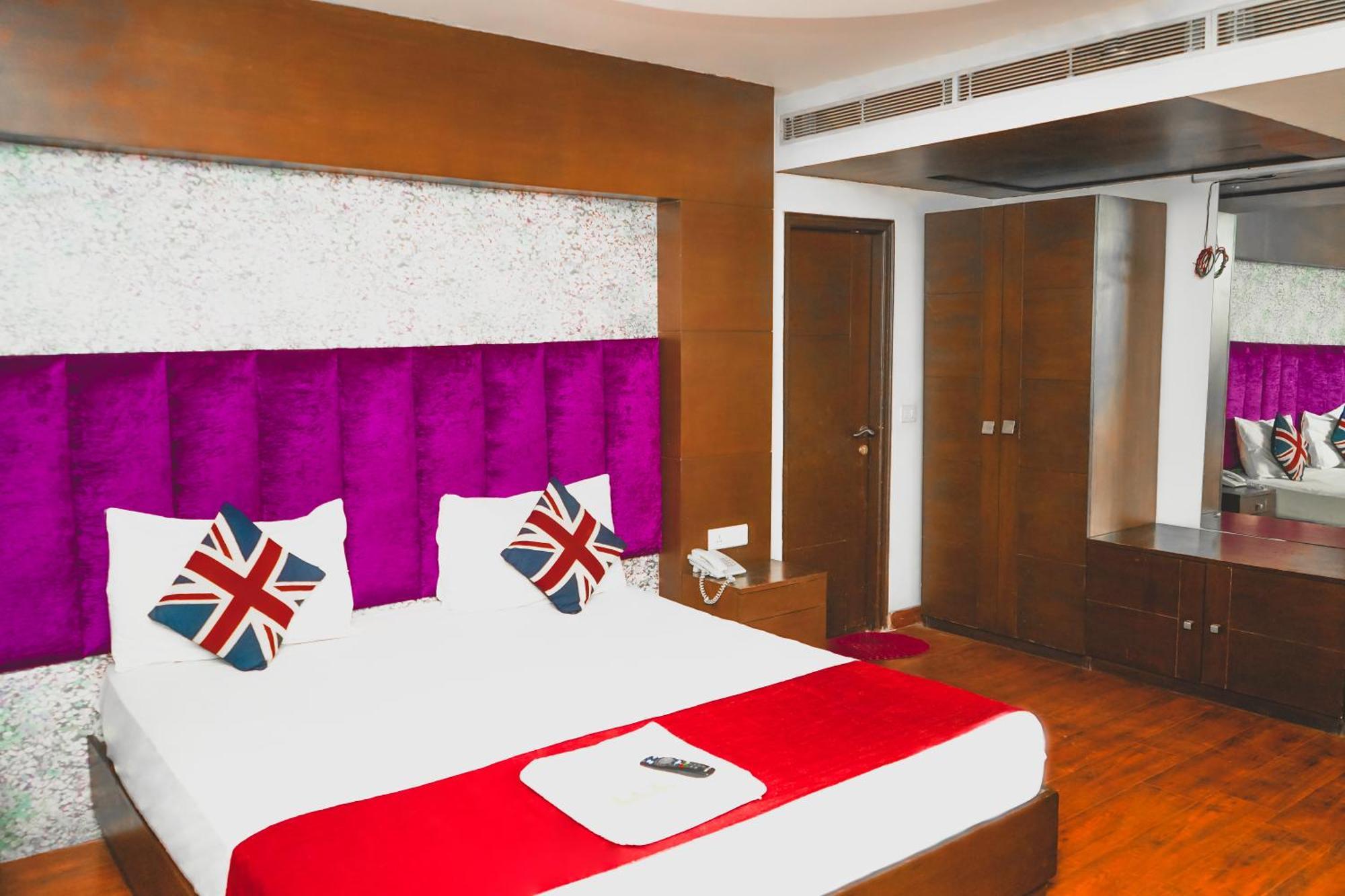 Hotel Sukoon - Ramesh Nagar Neu-Delhi Exterior foto