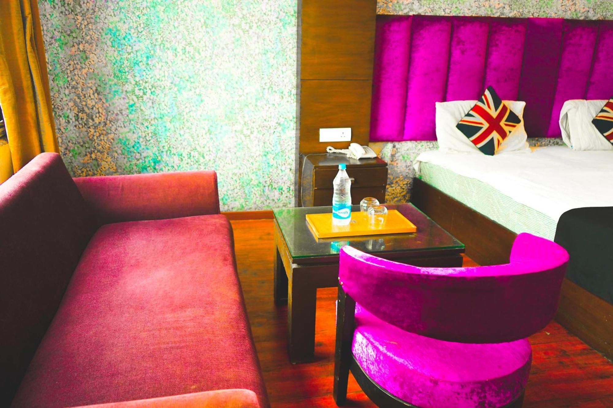 Hotel Sukoon - Ramesh Nagar Neu-Delhi Exterior foto